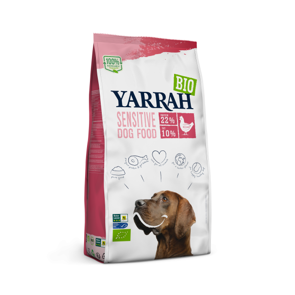 La photo d'un paquet de croquettes biologiques pour chiens sensibles de la marque "Yarrah"